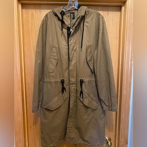Women’s longer light weight hooded jacket. Love Tree brand. Dark khaki sz large